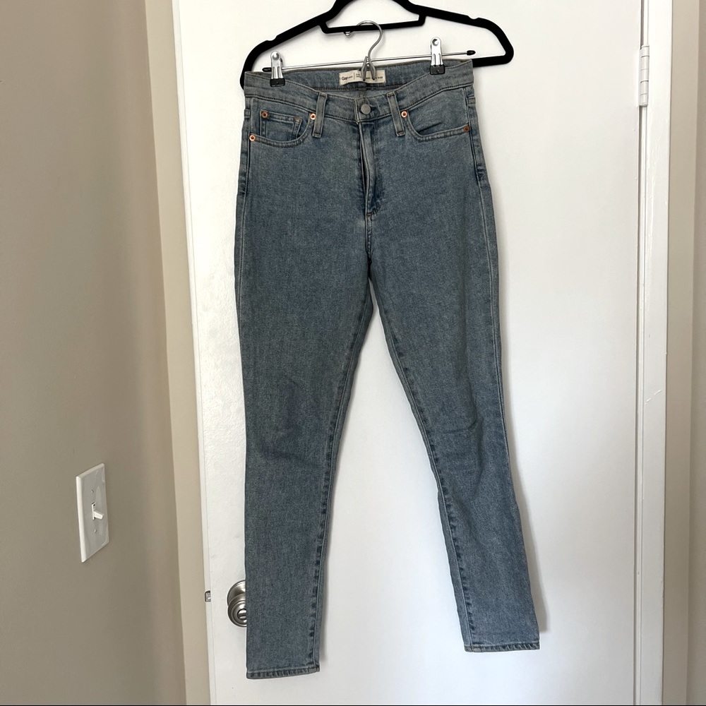 High waisted Gap Skinny Jeans